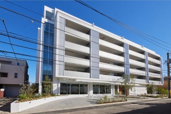 新宿区市谷薬王寺町のマンション