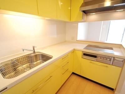 新宿区原町３丁目のマンション