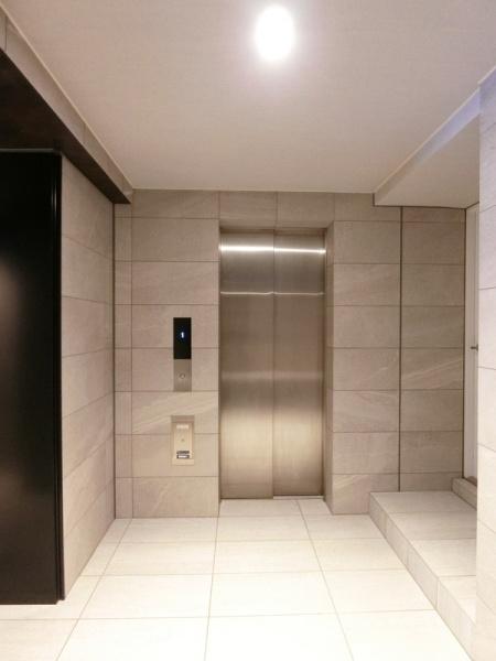 中央区明石町のマンション