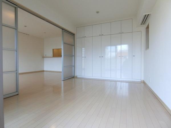 港区南青山３丁目のマンション
