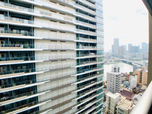中央区湊２丁目のマンション