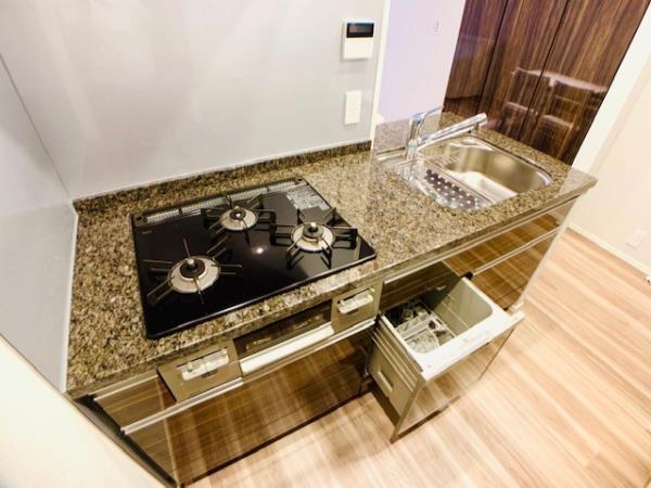 中央区湊２丁目のマンション