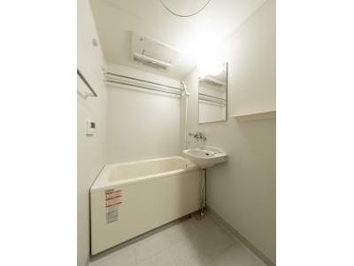 中央区新川２丁目のマンション
