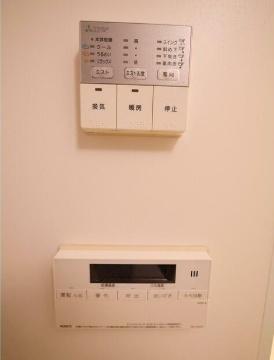 中央区新川２丁目のマンション