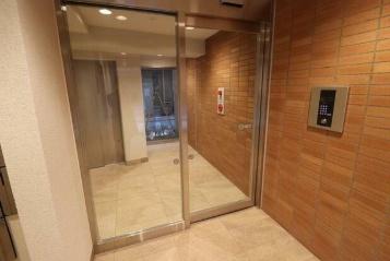 中央区新川２丁目のマンション