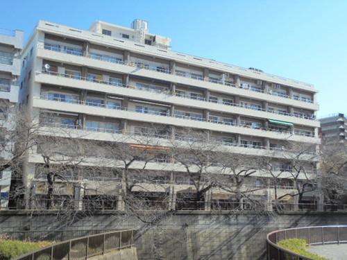 目黒区上目黒１丁目のマンション