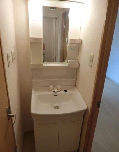 目黒区中目黒４丁目のマンション