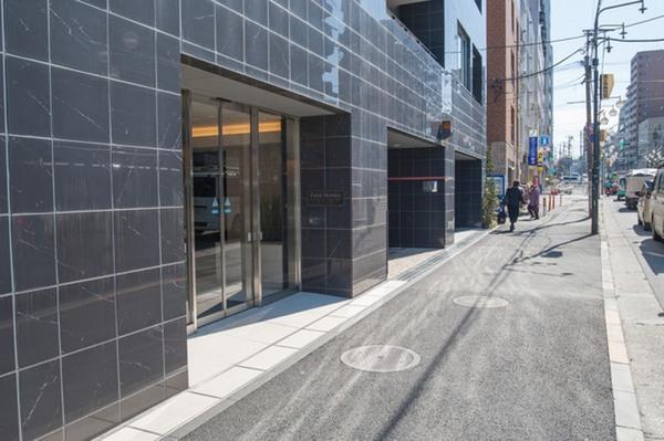 新宿区市谷薬王寺町のマンション