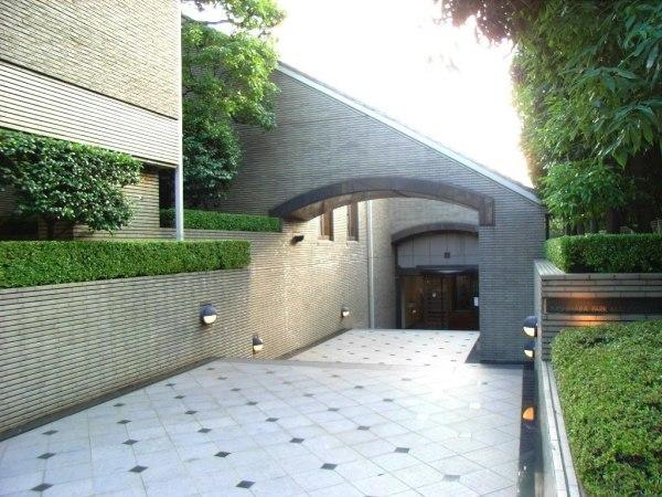 渋谷区西原３丁目のマンション