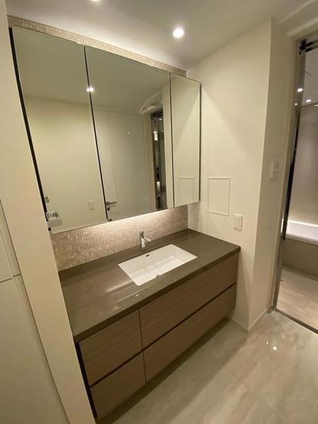 港区虎ノ門４丁目のマンション