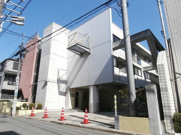 港区南青山３丁目のマンション