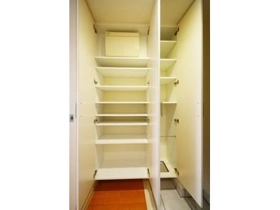 港区南青山４丁目のマンション