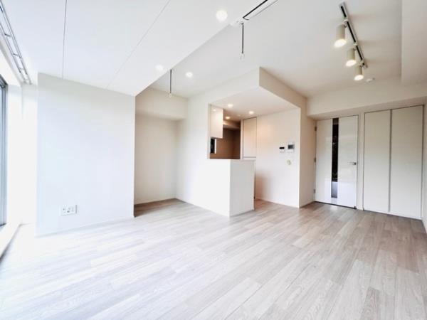 新宿区大京町のマンション