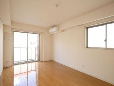 港区南青山４丁目のマンション