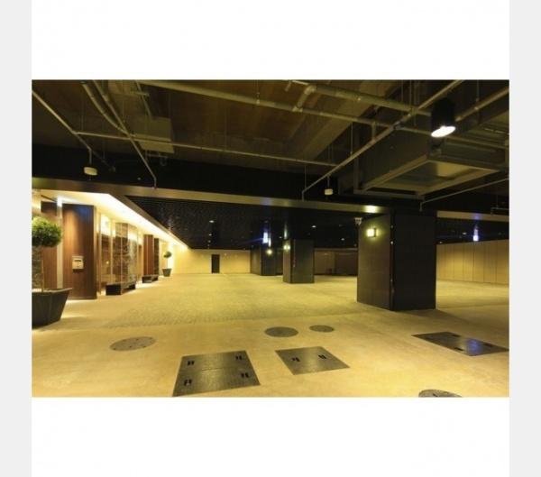 新宿区新宿６丁目のマンション
