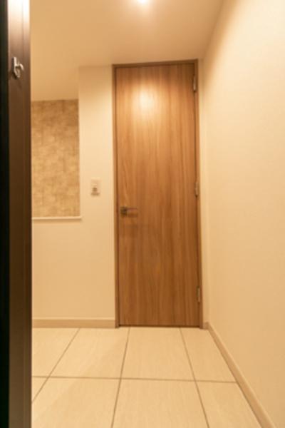 ピエール・リヴィエール白金台2(玄関)