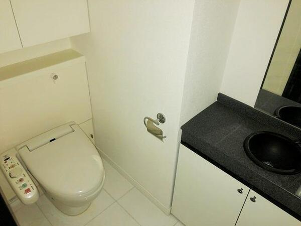コンパートメント東京中央