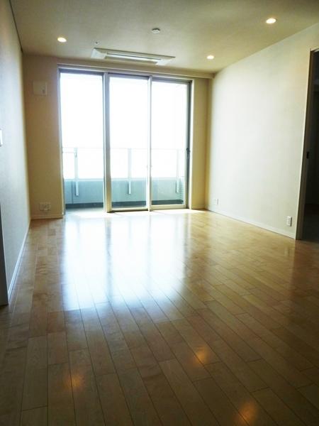 THETOKYOTOWERSMIDTOWER