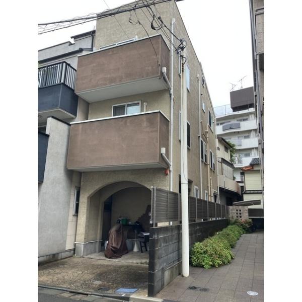 千駄ヶ谷2丁目貸家