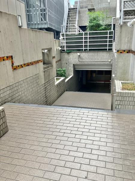 インペリアル六本木１号館