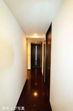 コンフォリア田町(玄関)