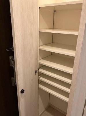 弘進ビル(収納)