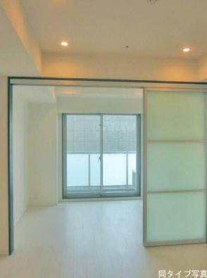 コンフォリア三田EAST(洋室)