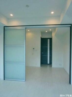 コンフォリア三田EAST(洋室)