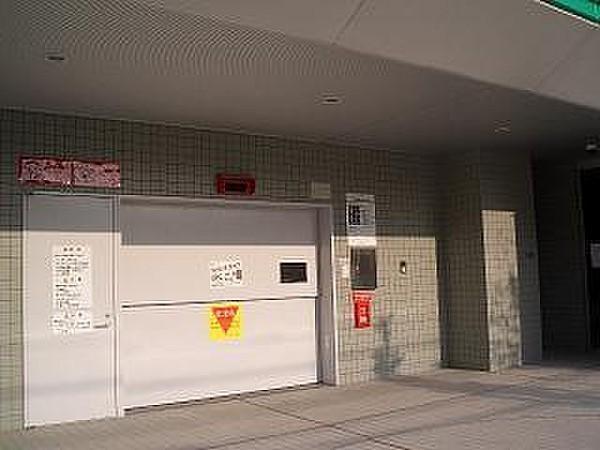 品川タワーフェイス(駐車場)