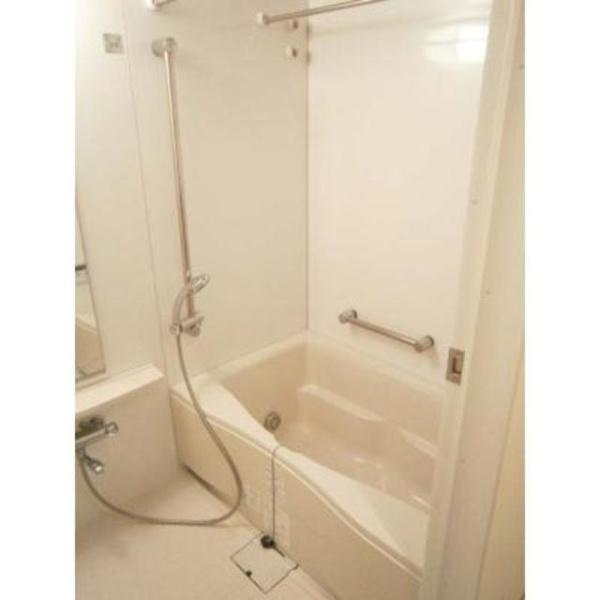 THETOKYOTOWERSMIDTOWER