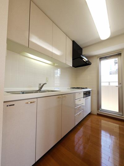 パークアクシス四谷ステージ