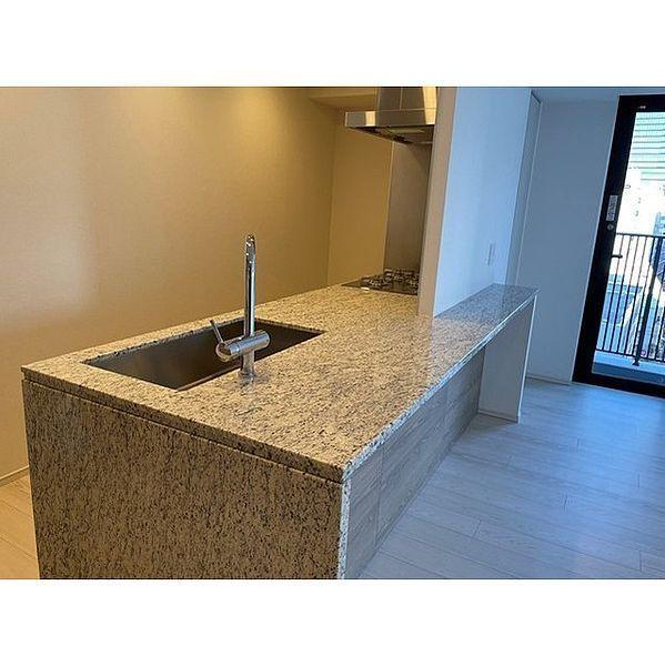 ザ・パークハウス三田ガーデン　タワー棟