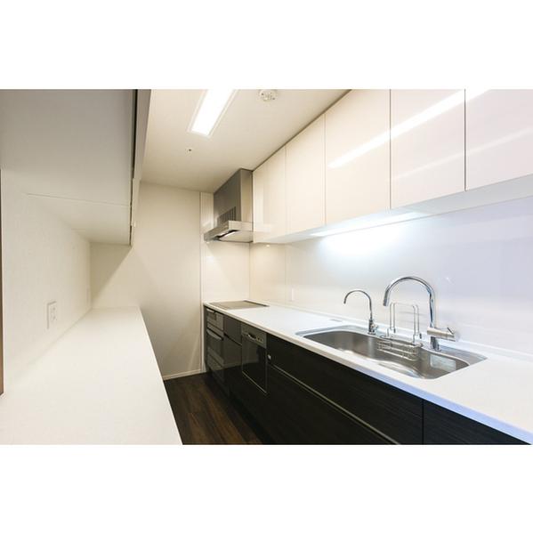 ワテラスタワーレジデンス(キッチン)