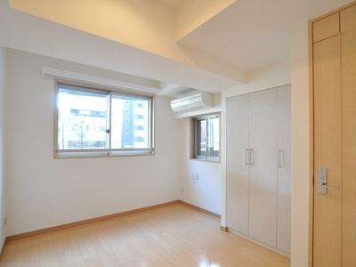 スペーシア三軒茶屋弐番館