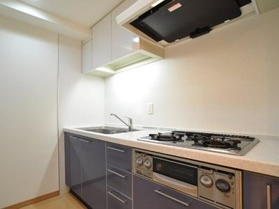 スペーシア三軒茶屋弐番館