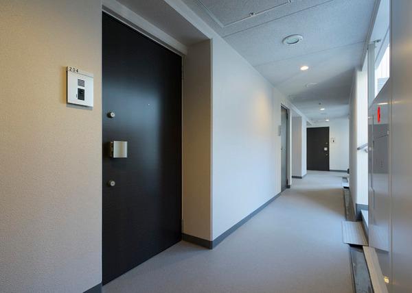 BelleVue 新橋(玄関)