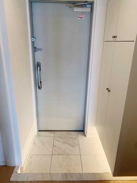 エルスタンザ白金台(玄関)