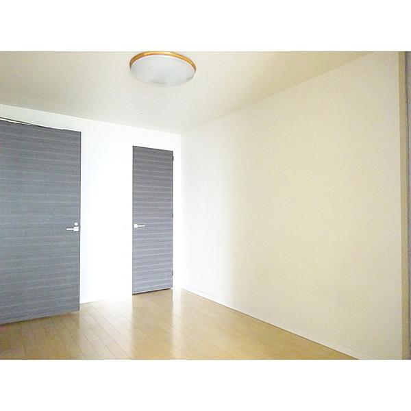 THETOKYOTOWERSSEATOWER