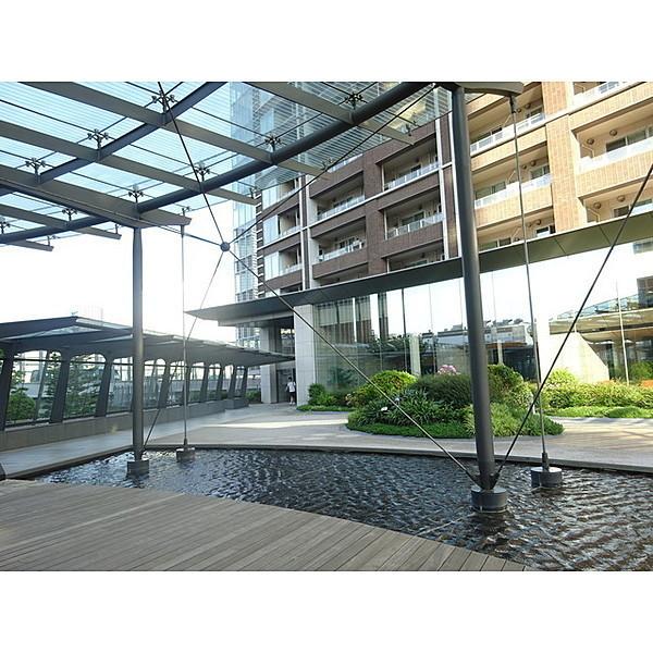 THETOKYOTOWERSSEATOWER