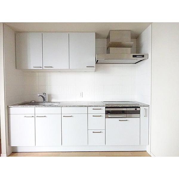 THETOKYOTOWERSSEATOWER