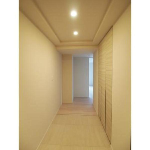 パークアクシスプレミア表参道(玄関)