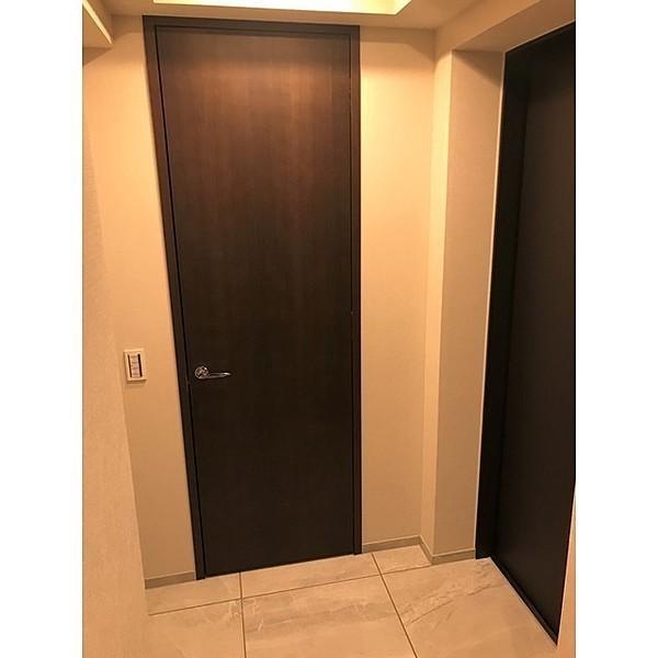 プラウド恵比寿ヒルサイドガーデン(玄関)