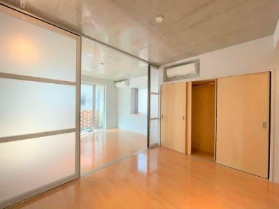 ブリックプレイス