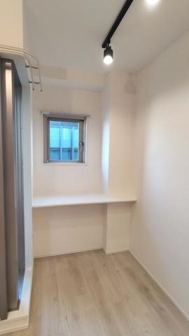 レジディア三越前