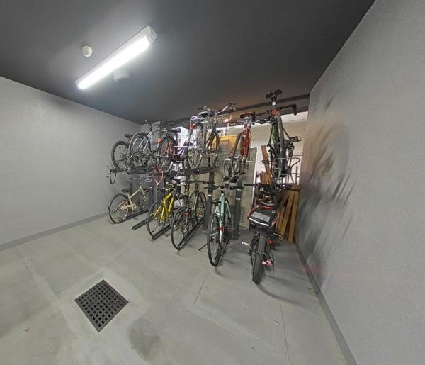 レジディア三越前