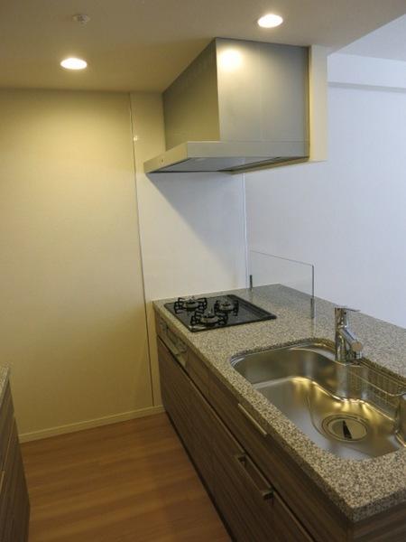 アデニウム東京八丁堀