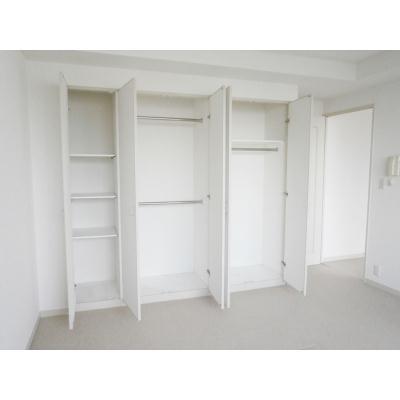 リバーポイントタワー