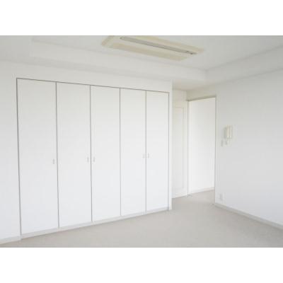 リバーポイントタワー