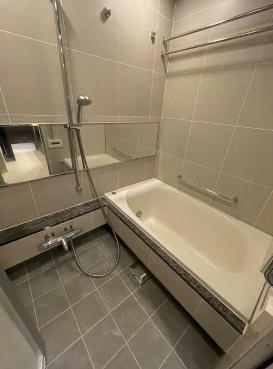 ミッドガーデン赤坂氷川