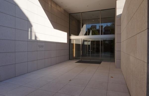 ミッドガーデン赤坂氷川